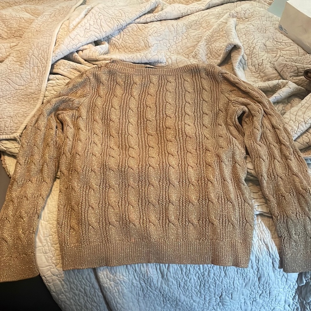 Ralph Lauren gold sweater size XL. No tags but never been worn.